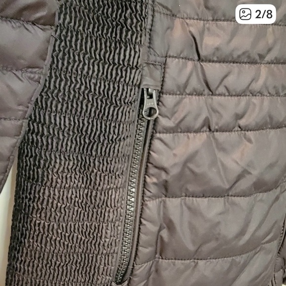 The North Face Women's Black Quilted Jacket - Picture 2 of 8